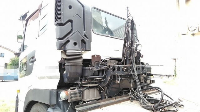 Nissan UD quon Large Tractor ADG-GK4XAB(3251) 7枚目
