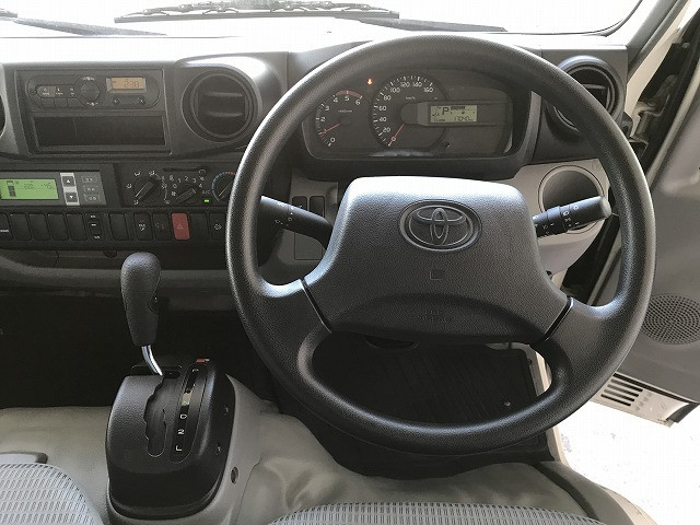 Toyota toyoace Small Freezer box_body QDF-KDY221(110246) 33枚目