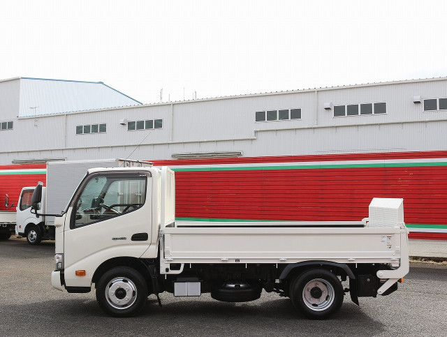 日野 デュトロ 小型 平ボディ TKG-XZU605M(100854) 8枚目