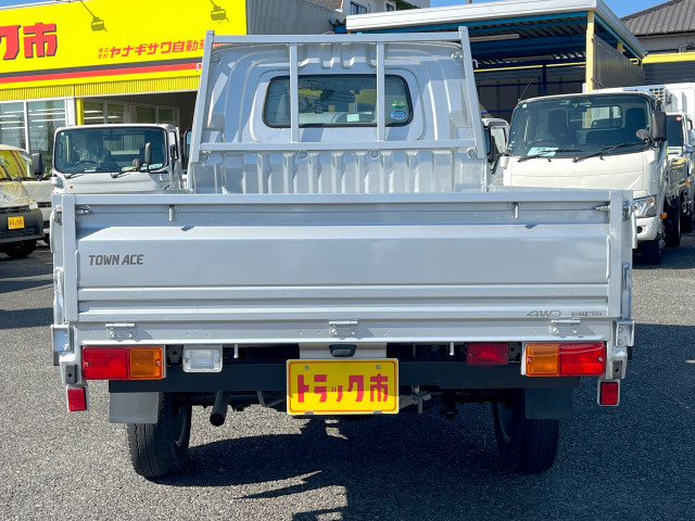 トヨタ タウンエース 小型 平ボディ 5BF-S413U(106236) 5枚目