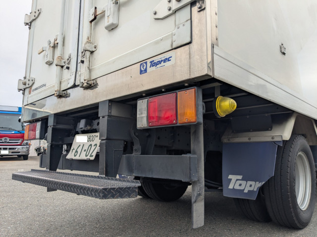 いすゞ エルフ 小型 冷蔵冷凍バン TPG-NLR85AN(113004) 7枚目
