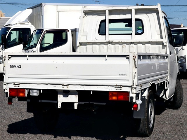 トヨタ ライトエース 小型 平ボディ 5BF-S403U(112653) 3枚目