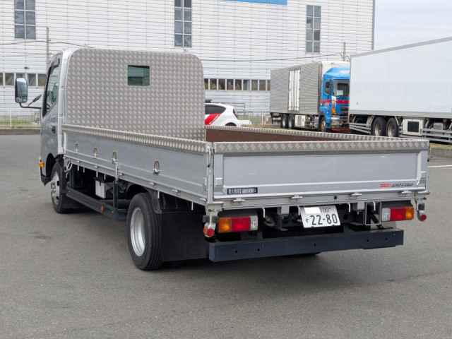 日野 デュトロ 小型 平ボディ 2KG-XZC710M(105728) 3枚目