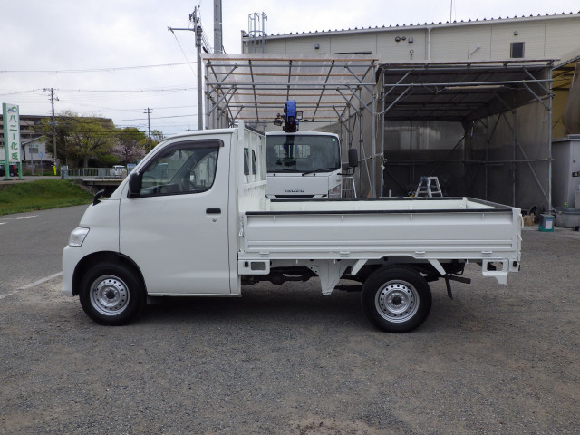 トヨタ タウンエース 小型 平ボディ 5BF-S403U(103875) 3枚目