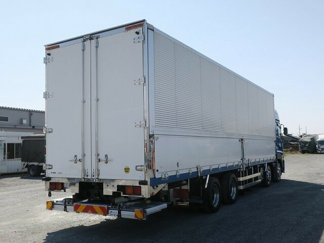 UDトラックス（日産） クオン 大型 ウィング QKG-CG5ZA(41139) 3枚目