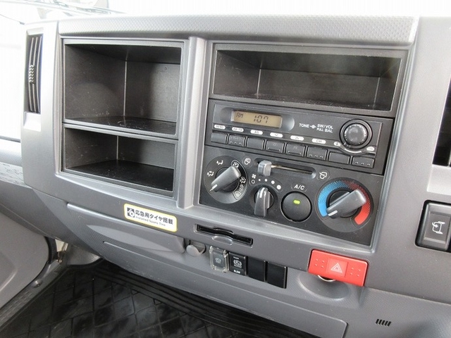 マツダ タイタン 小型 バン BKG-LLR85AN(6600) 30枚目