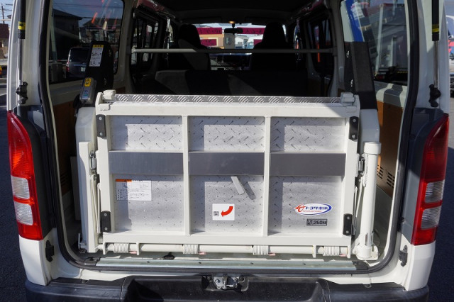 トヨタ 小型 Translation missing: ja.item.body_keijou_enum.body_keijou_light_van CBF-TRH200V(106624) 23枚目