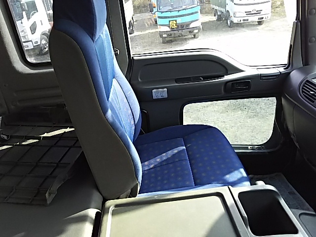 いすゞ ギガ 大型 ウィング LKG-CYJ77A(7643) 54枚目