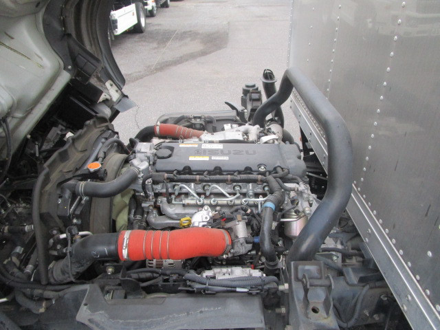 いすゞ エルフ 小型 バン 2RG-NPR88AN(109738) 27枚目