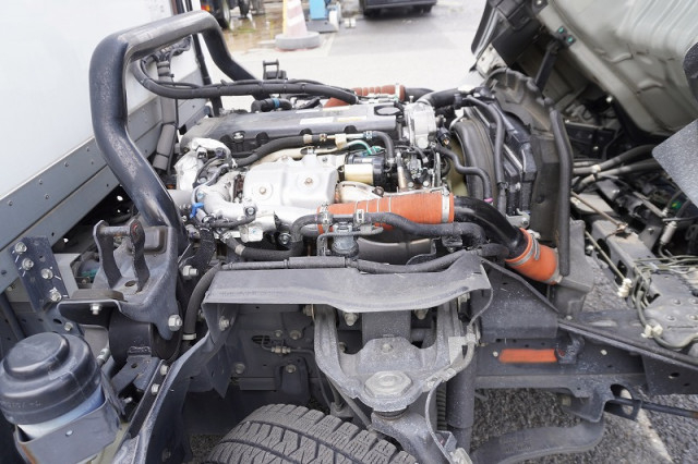 いすゞ エルフ 小型 冷蔵冷凍バン 2RG-NPR88AN(107420) 15枚目