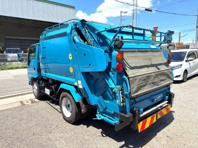 いすゞ エルフ 小型 塵芥車（プレス式） TPG-NKR85N(110403) 4枚目