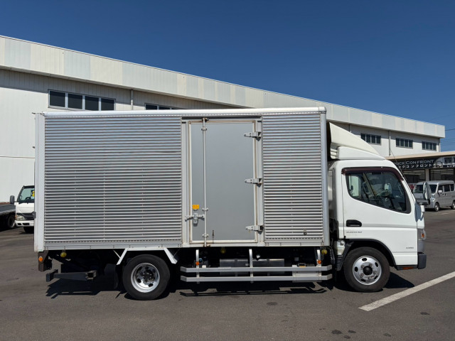 三菱ふそう キャンター 小型 バン TPG-FEA50(110802) 6枚目