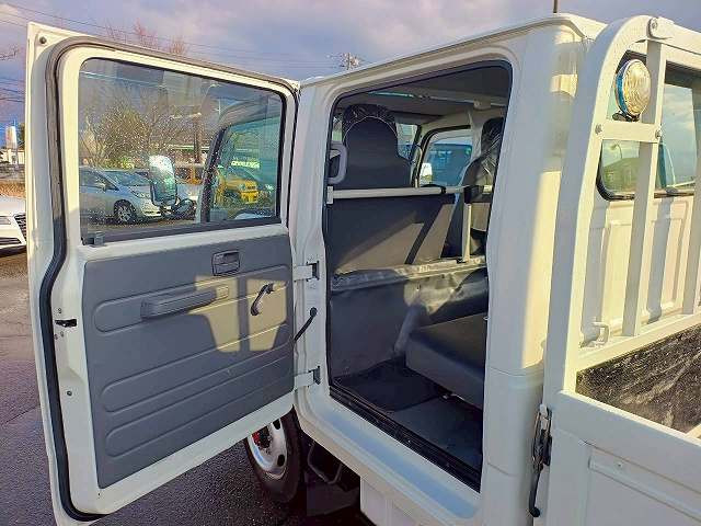 Isuzu elf Small Double cab TPG-NHS85A(97143) 48枚目