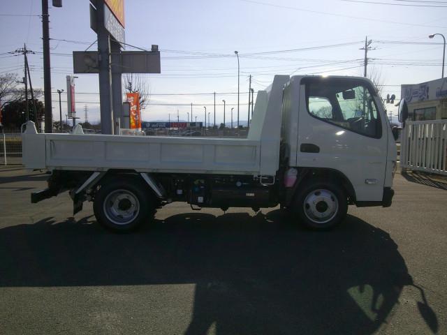 三菱ふそう キャンター 小型 土砂ダンプ 2RG-FBA60(102482) 5枚目