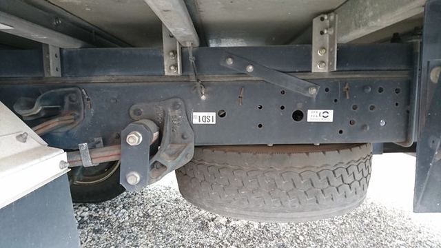 いすゞ エルフ 小型 冷蔵冷凍バン BDG-NPR85AN(2136) 14枚目