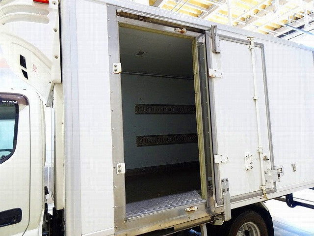 日野 デュトロ 小型 冷蔵冷凍バン TPG-XZC605M(113124) 31枚目