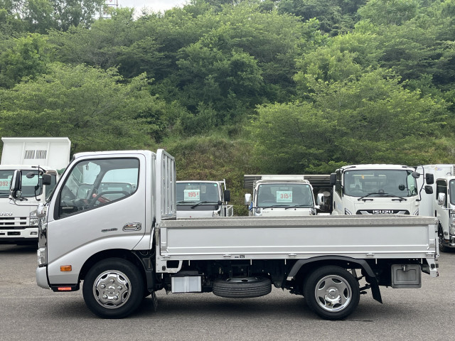 日野 デュトロ 小型 平ボディ TPG-XZU605M(109377) 3枚目