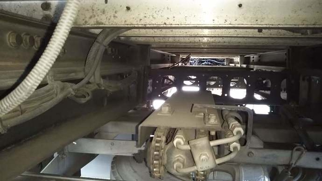 UDトラックス（日産） コンドル 中型 冷蔵冷凍バン PB-MK36A(3002) 16枚目