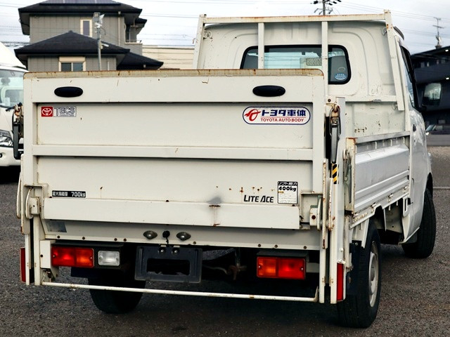 トヨタ ライトエース 小型 平ボディ DBF-S402U(110891) 3枚目