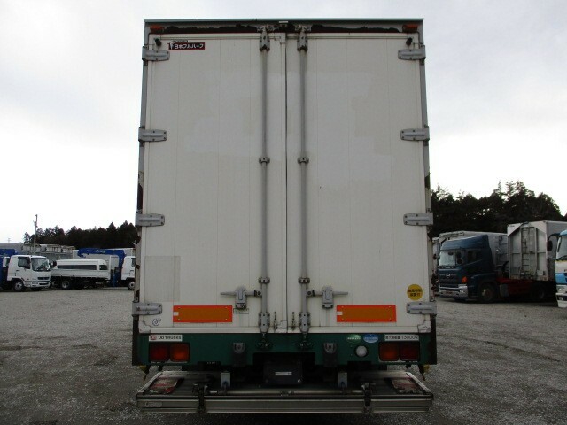 UDトラックス（日産） クオン 大型 ウィング PKG-CG4ZA(9264) 6枚目