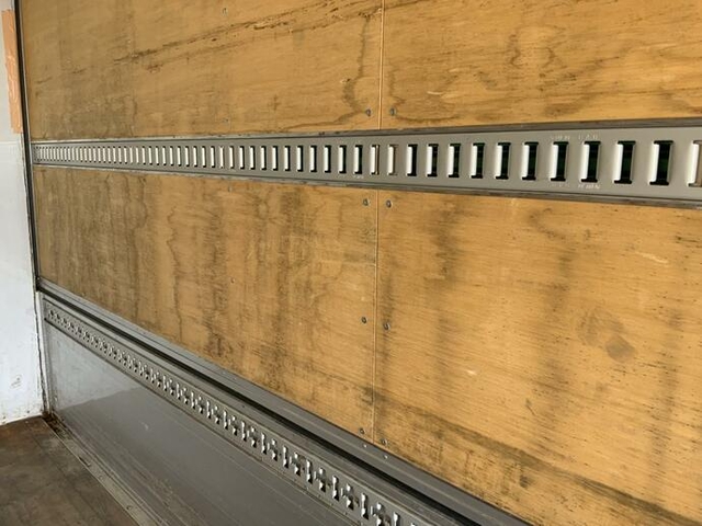 いすゞ フォワード 中型 ウィング TKG-FRR90S2(10948) 23枚目