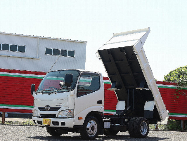 日野 デュトロ 小型 土砂ダンプ TKG-XZU675T(111898) 1枚目