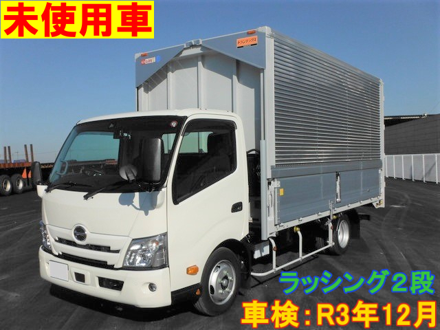 日野 デュトロ 小型 ウィング 2RG-XZU710M(7877) 1枚目