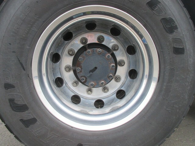 UDトラックス（日産） クオン 大型 トラクタ QKG-GK6XAD(7774) 18枚目