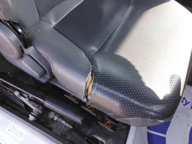 いすゞ フォワード 中型 ミキサー車 PKG-FRR90S2(1580) 34枚目