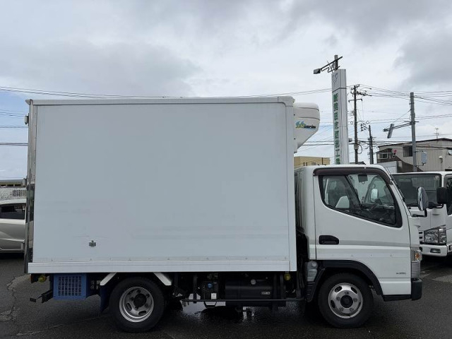 三菱ふそう キャンター 小型 冷蔵冷凍バン TPG-FBA20(110738) 6枚目