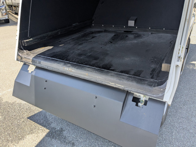 三菱ふそう キャンター 小型 塵芥車（プレス式） 2RG-FEAV0(108610) 39枚目