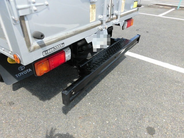 トヨタ トヨエース 小型 バン BDG-XZU308(7172) 15枚目