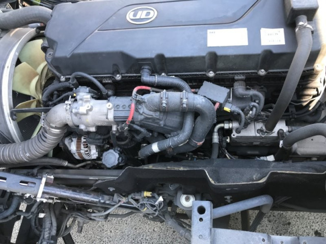 UDトラックス（日産） クオン 大型 トラクタ 2PG-GK5AAB(111839) 17枚目