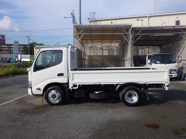 トヨタ ダイナ 小型 平ボディ TKG-XZC605(109587) 3枚目