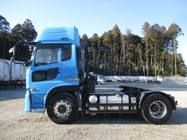 UDトラックス（日産） クオン 大型 トラクタ QKG-GK6XAB(37462) 22枚目