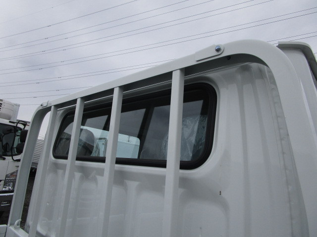 三菱ふそう キャンター 小型 Wキャブ 2RG-FBA20(103549) 33枚目