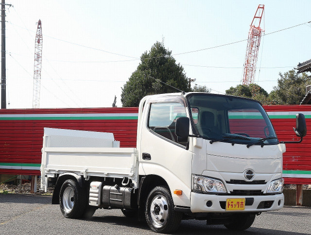 Hino dutro Small Flat body 2RG-XZU605M(95799) 3枚目