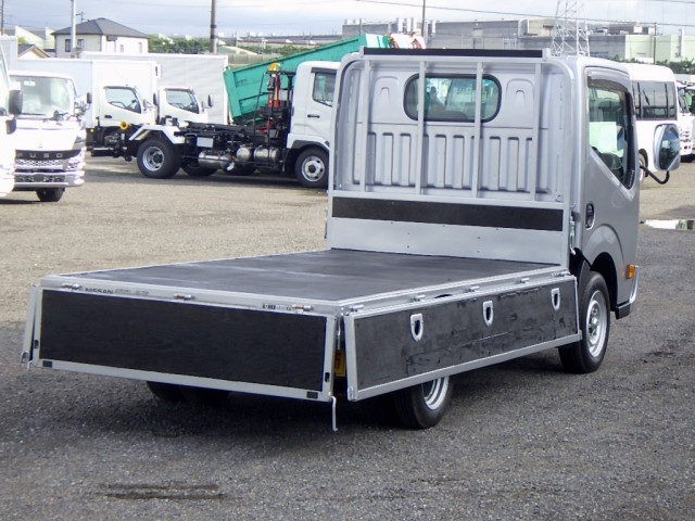 日産自動車 アトラス 小型 平ボディ CBF-SQ2F24(112741) 27枚目