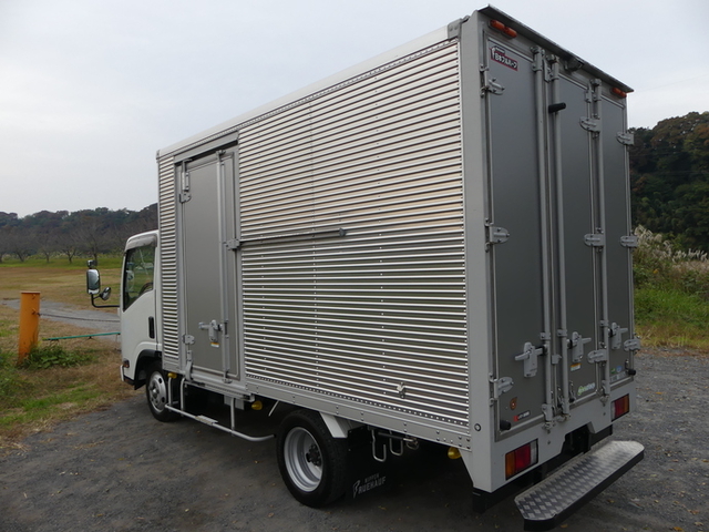 いすゞ エルフ 小型 バン TRG-NLR85AN(54076) 4枚目