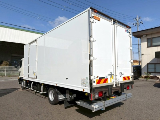 日野 レンジャー 中型 冷蔵冷凍バン 2KG-FD2ABA(107464) 4枚目