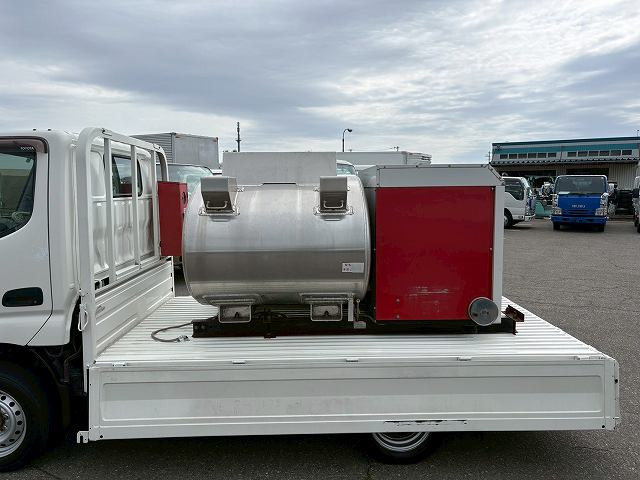トヨタ ダイナ 小型 タンクローリー GE-RZY220(109647) 5枚目
