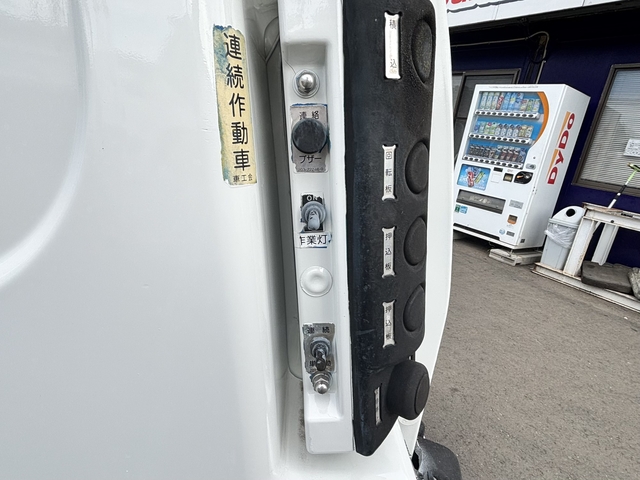 いすゞ エルフ 小型 塵芥車（回転式） TKG-NMR85N(107777) 10枚目