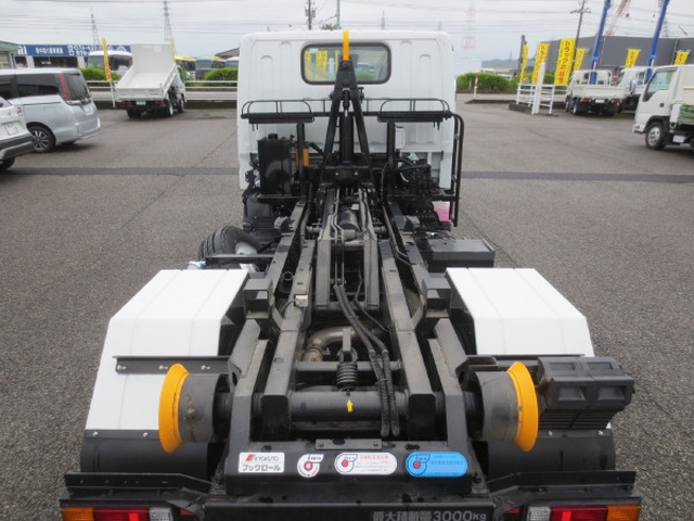 三菱ふそう キャンター 小型 コンテナ専用車 2RG-FBAV0(111474) 15枚目