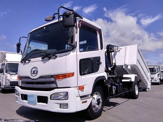 UDトラックス（日産） コンドル 中型 コンテナ専用車 SKG-MK38L(12598) 1枚目