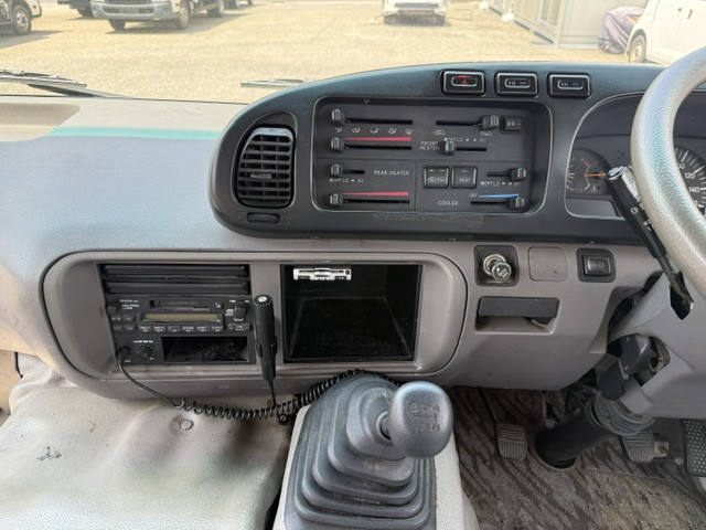 トヨタ コースター 中型 バス PB-XZB50(109619) 10枚目
