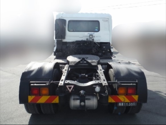 UDトラックス（日産） ビッグサム 大型 トラクタ LKG-GK5XAB(1601) 6枚目