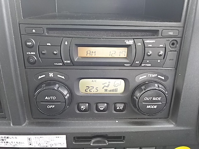 いすゞ ギガ 大型 ウィング QPG-CYJ77B(7617) 47枚目