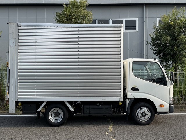トヨタ ダイナ 小型 バン TPG-XZU605(109051) 4枚目