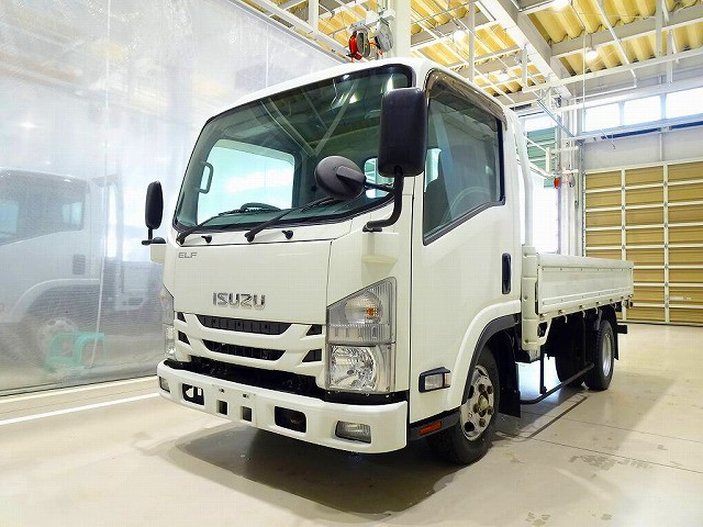 いすゞ エルフ 小型 平ボディ TRG-NLR85AN(102939) 1枚目