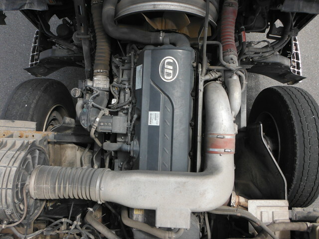 UDトラックス（日産） クオン 大型 Translation missing: ja.item.body_keijou_enum.body_keijou_almi_block QKG-CW5ZL(31553) 12枚目